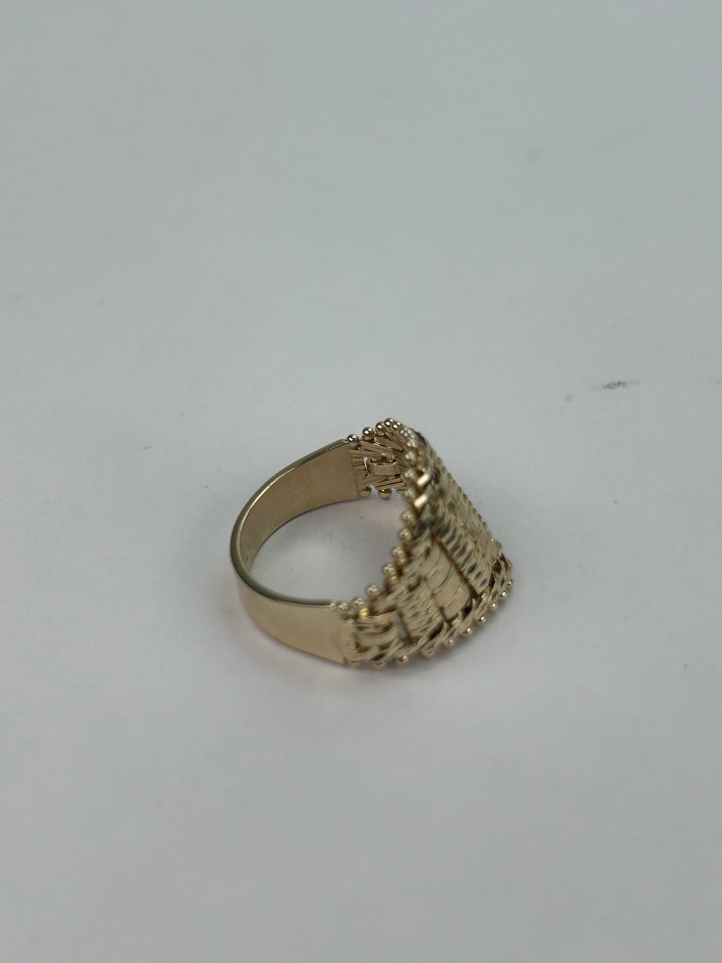 Gold Mesh Moveable Ring